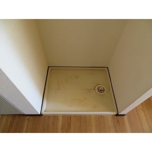 Room image 12