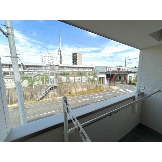 Room image 16