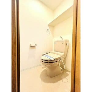 Room image 15