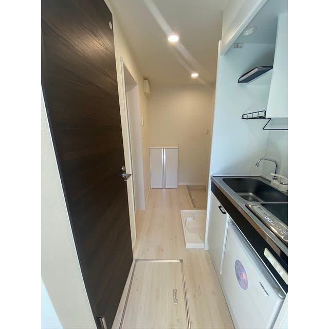 Room image 12