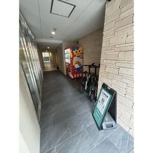 Room image 8