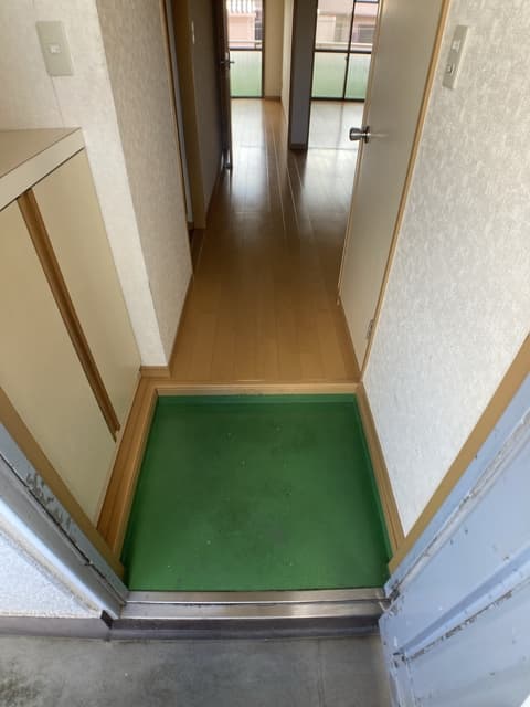 Room image 16