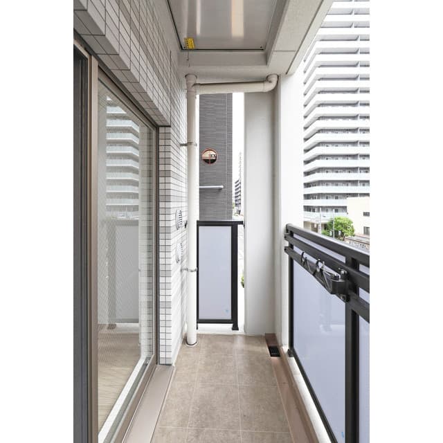 Room image 10