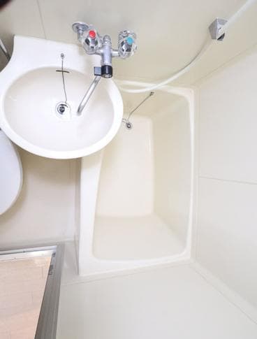 Room image 11