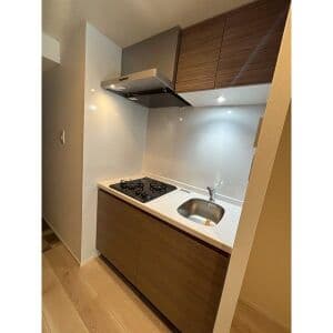 Room image 15