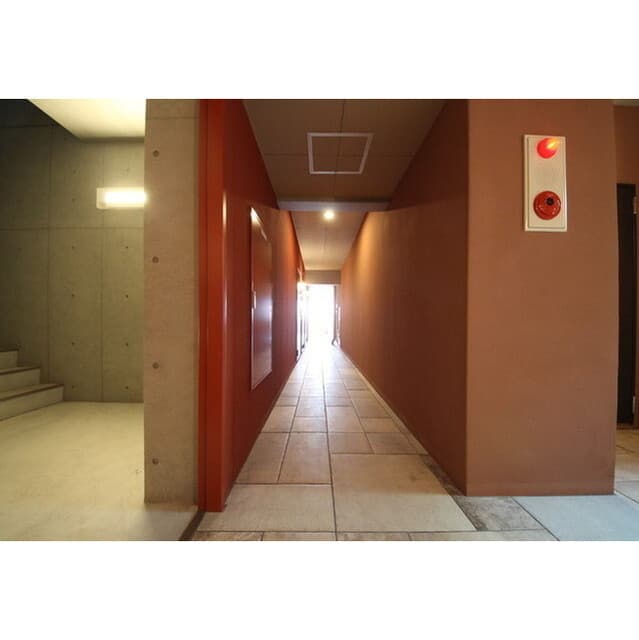 Room image 15