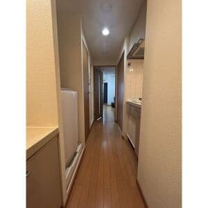 Room image 8
