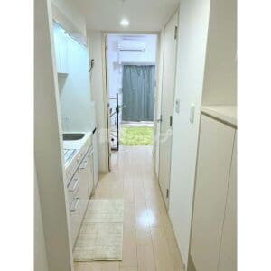 Room image 11