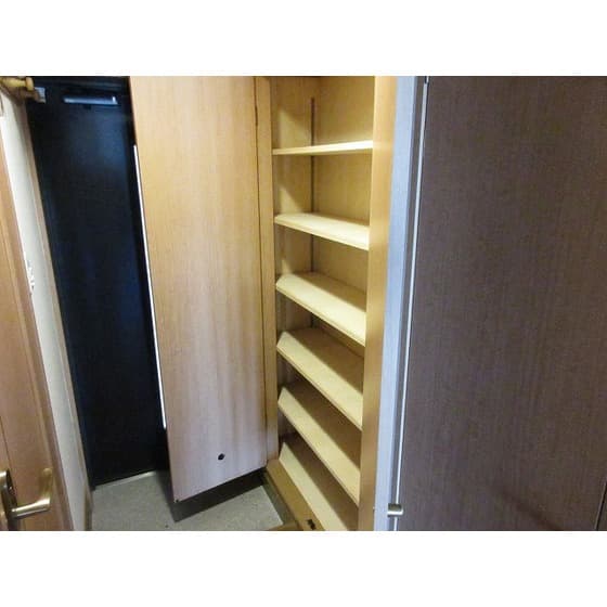 Room image 14