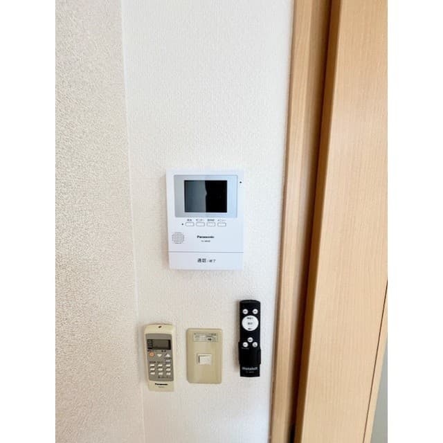 Room image 12