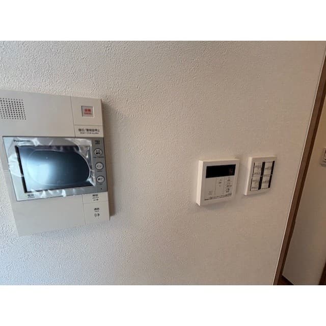 Room image 15