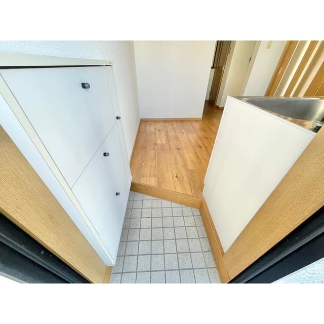 Room image 13
