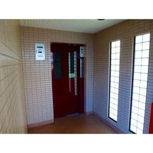 Room image 10