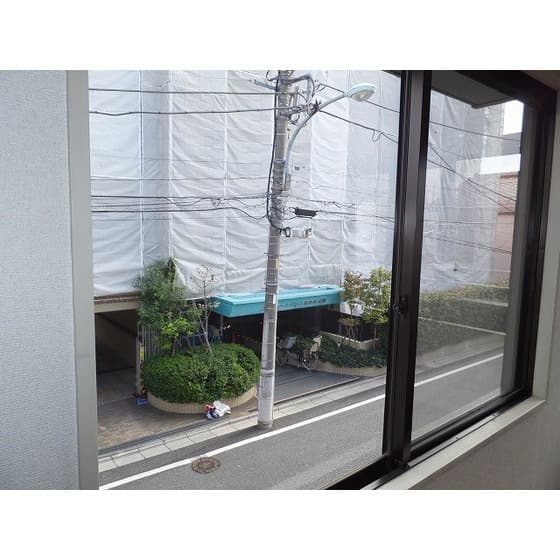 Room image 13