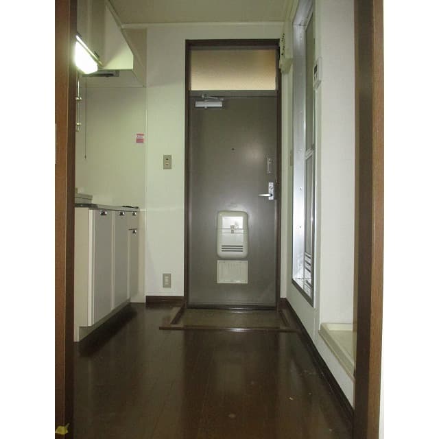 Room image 11