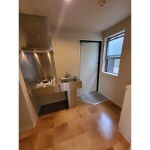 Room image 13