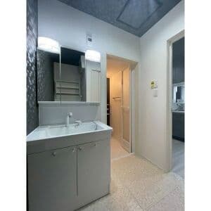 Room image 14