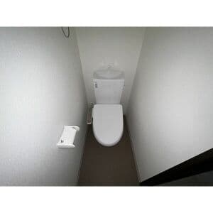 Room image 9