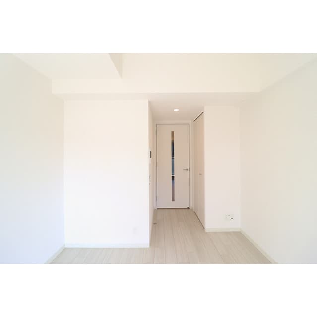Room image 14