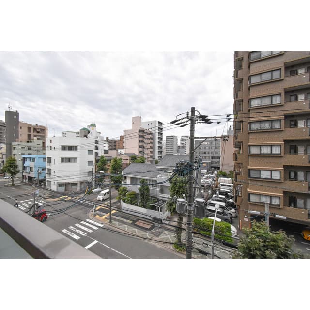 Room image 10