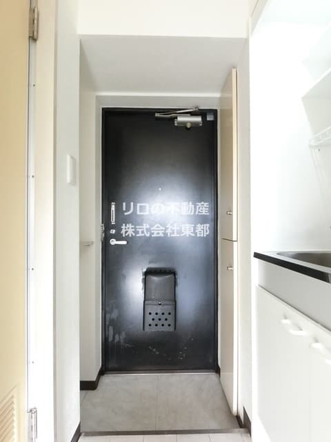 Room image 9