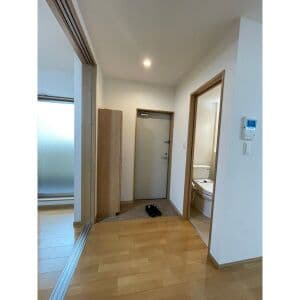 Room image 11