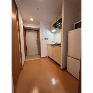 Room image 14