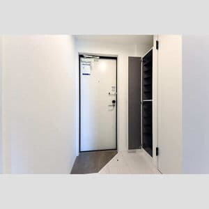 Room image 12