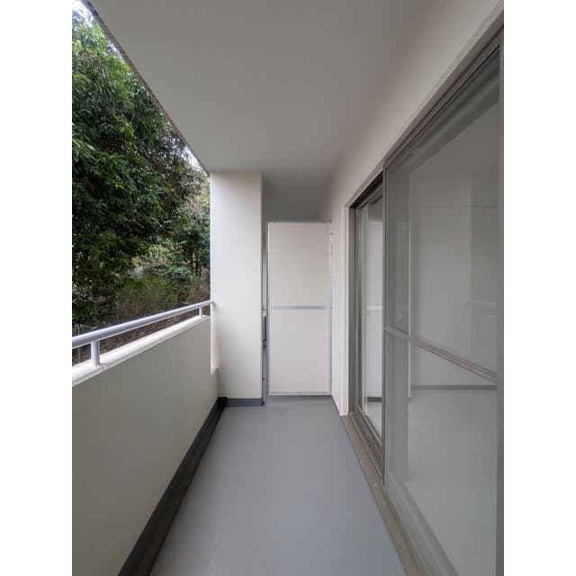 Room image 16