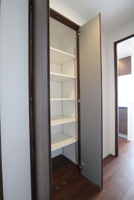Room image 13