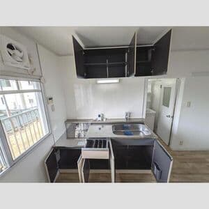 Room image 10