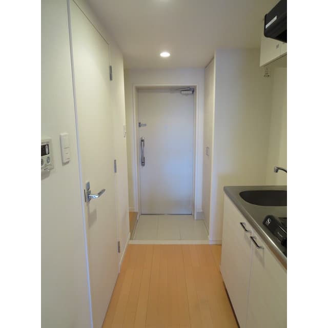 Room image 14