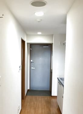 Room image 16