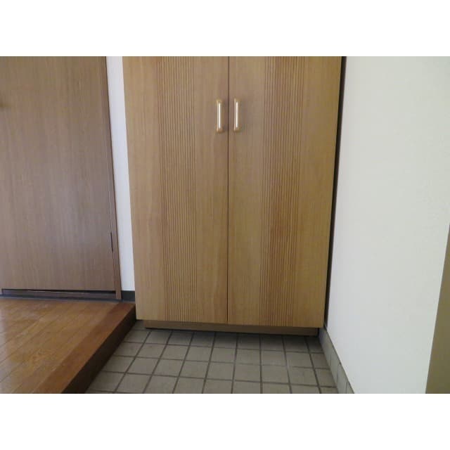 Room image 15