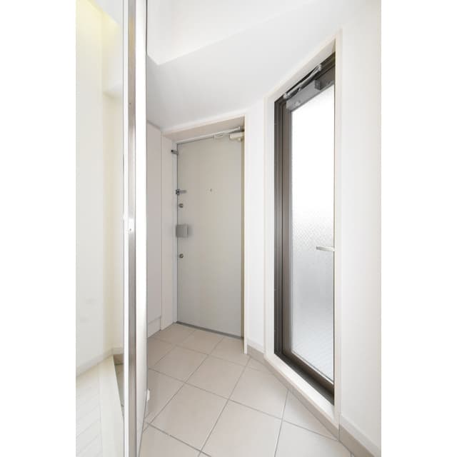 Room image 13