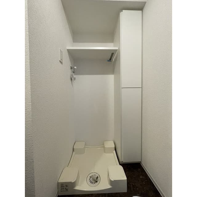 Room image 15