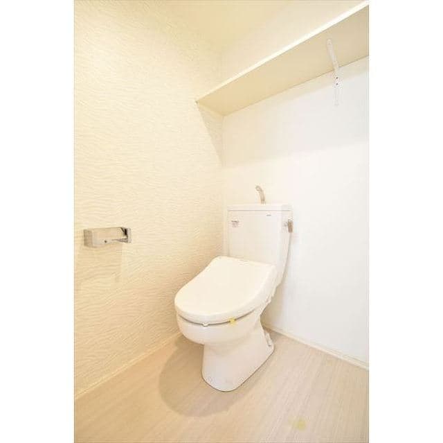 Room image 12