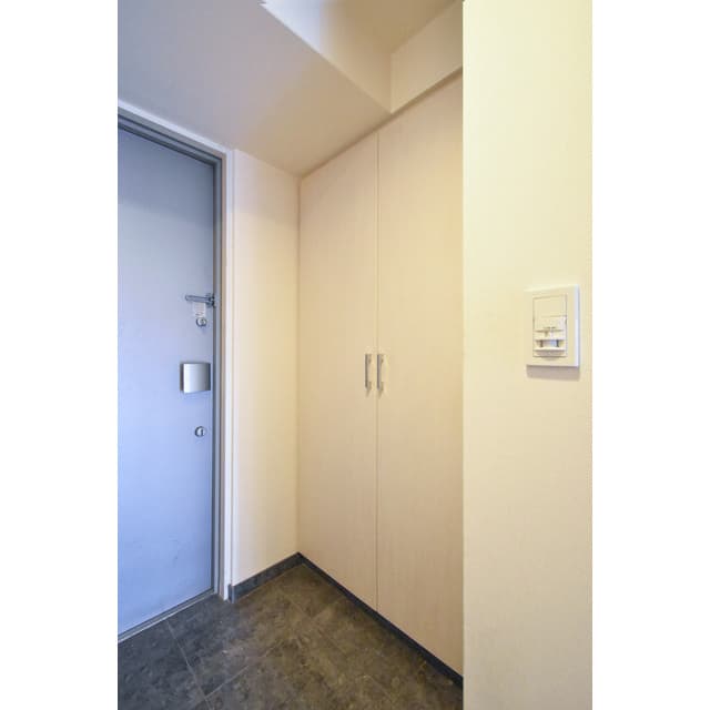 Room image 15