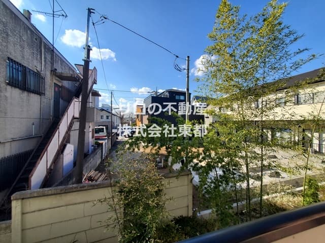 Room image 11