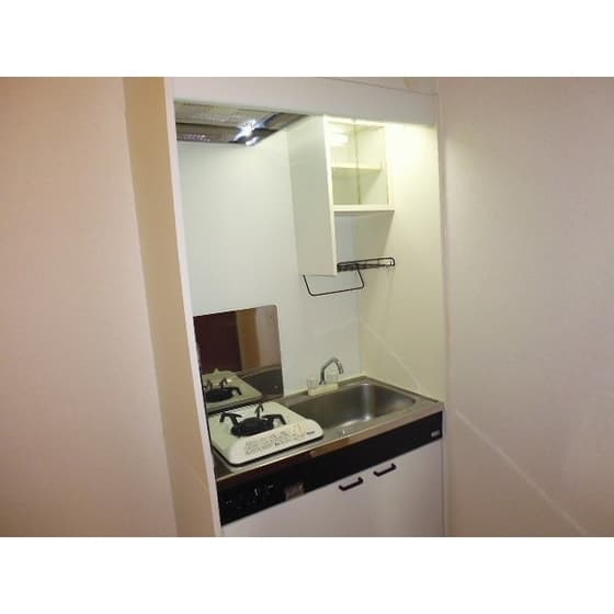 Room image 9