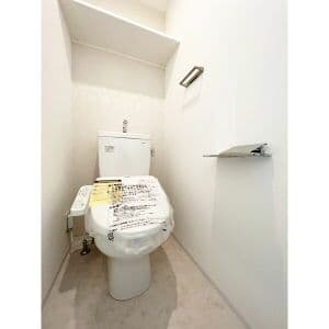 Room image 15