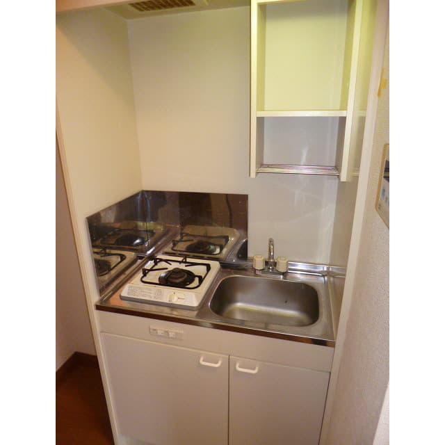 Room image 9