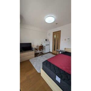 Room image 11