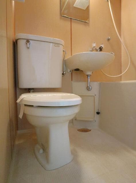 Room image 16