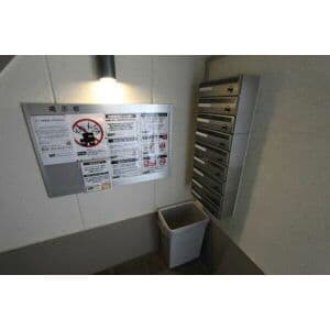 Room image 10