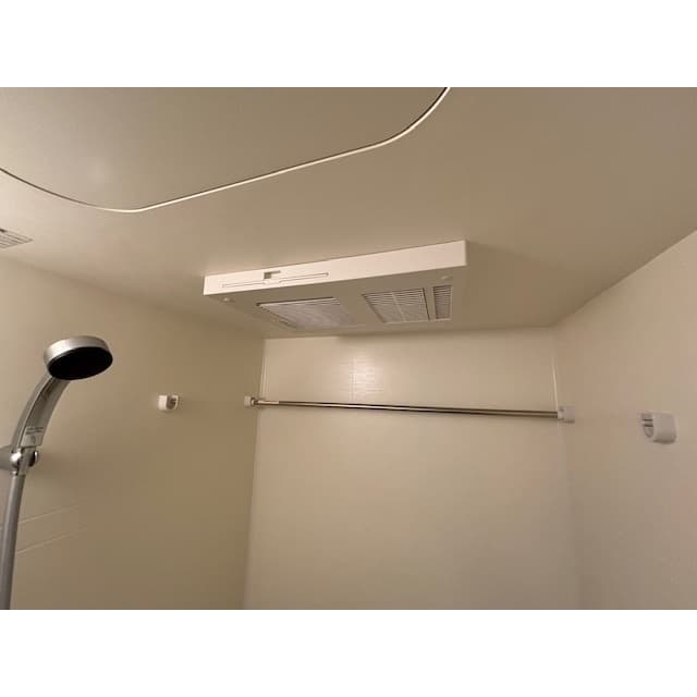 Room image 14