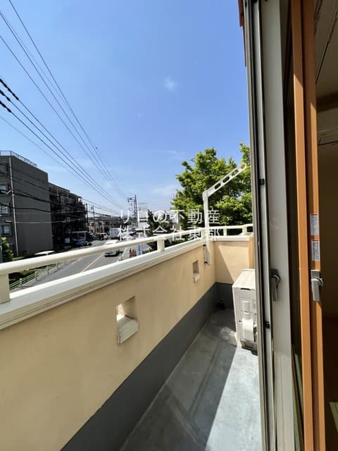 Room image 11