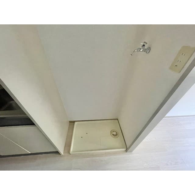 Room image 15