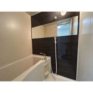 Room image 14