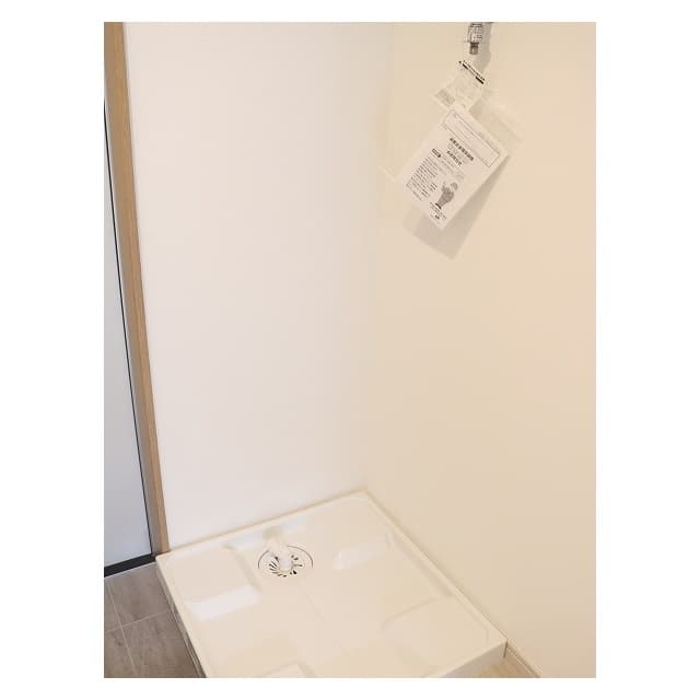 Room image 9